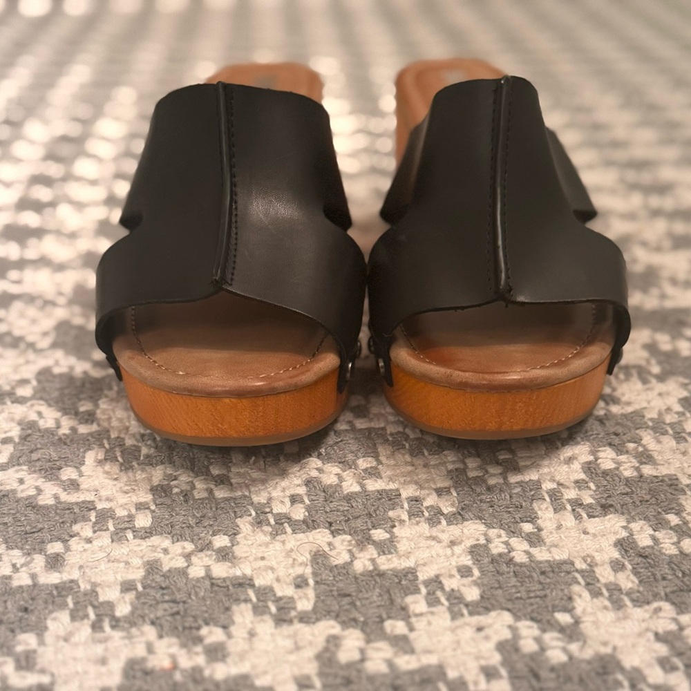 MIA-CLOG SANDALS - Picture 2 of 8